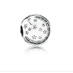 Pandora Twinkling Night Clip